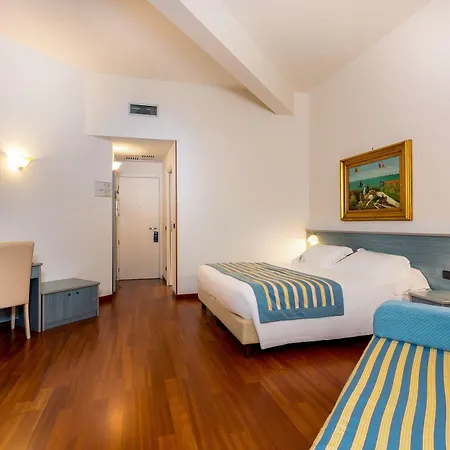 Western Tigullio Royal Hotel