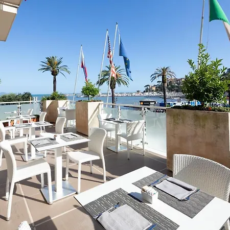 Western Tigullio Royal 4* ラッパロ