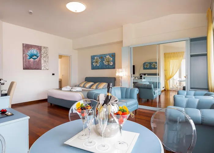 Western Tigullio Royal Hotel 4*